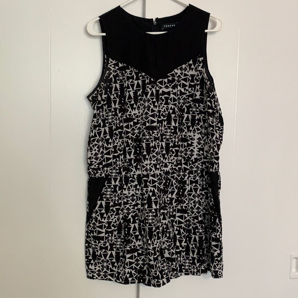 Sleeveless, short romper